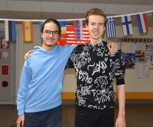 Ģimnāzisti – angļu valodas burtošanas </br>konkursa “Spelling Bee” uzvarētāji!