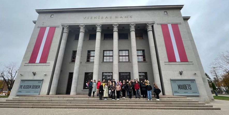 Daugavpils teāTra izrāde “Vecākais dēls”