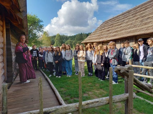 muzejpedagoģiskā nodarbība Slutišķos