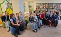 3.b klases skolēni iepazīst atjaunoto </br>bērnu bibliotēku “Zīlīte”